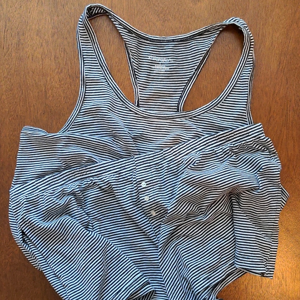 Xhilaration pajama set L
